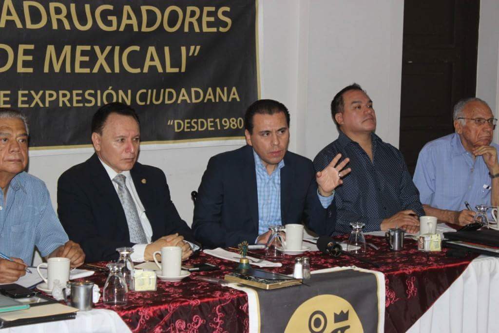 received_1176224689086948